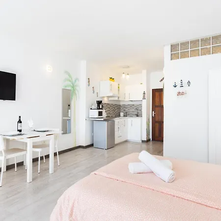 Domus Playa Paraiso Lägenhet *